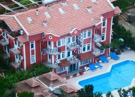 Red Rose Hotel 3*